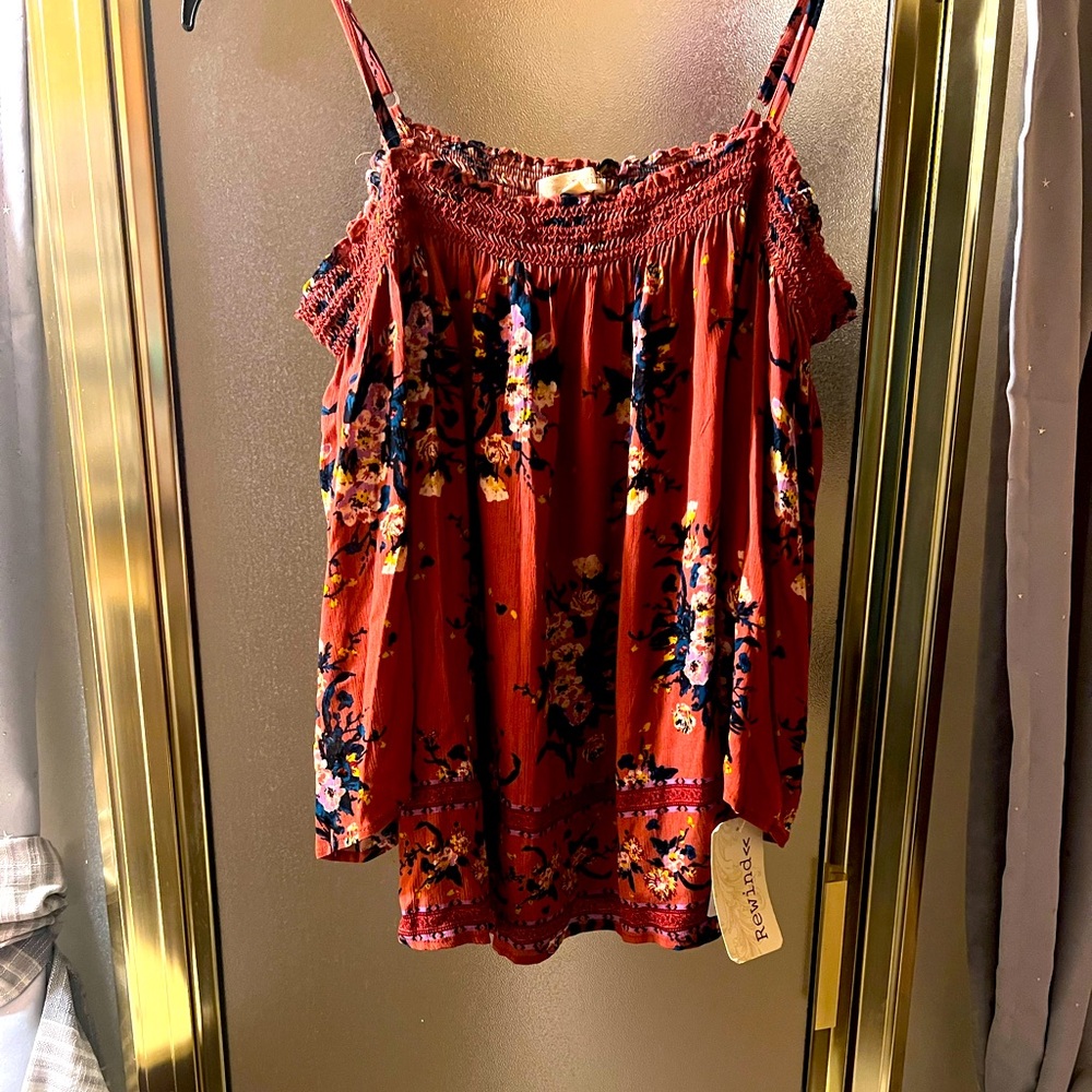 New with tags Spaghetti strap off the shoulders swelling shut up with sleeves.